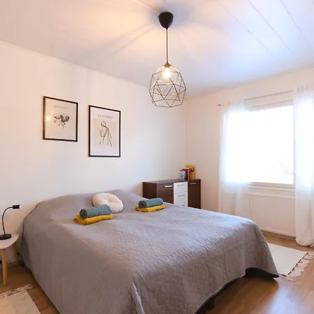 Apartment Tyylikaes & Tilava Kaksio Keskustassa *
