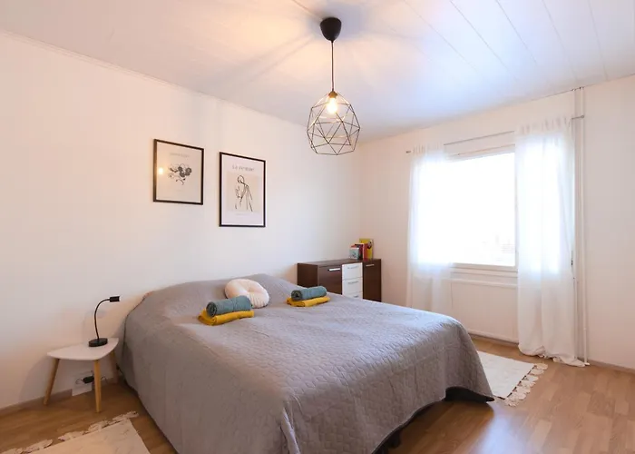 アパート Tyylikaes & Tilava Kaksio Keskustassa *